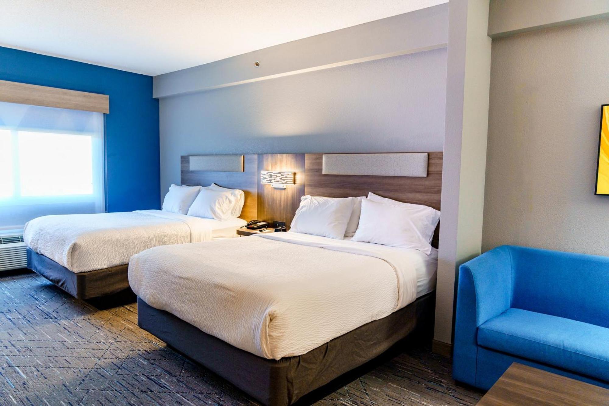Holiday Inn Express Hotel Raleigh Southwest By Ihg Екстериор снимка