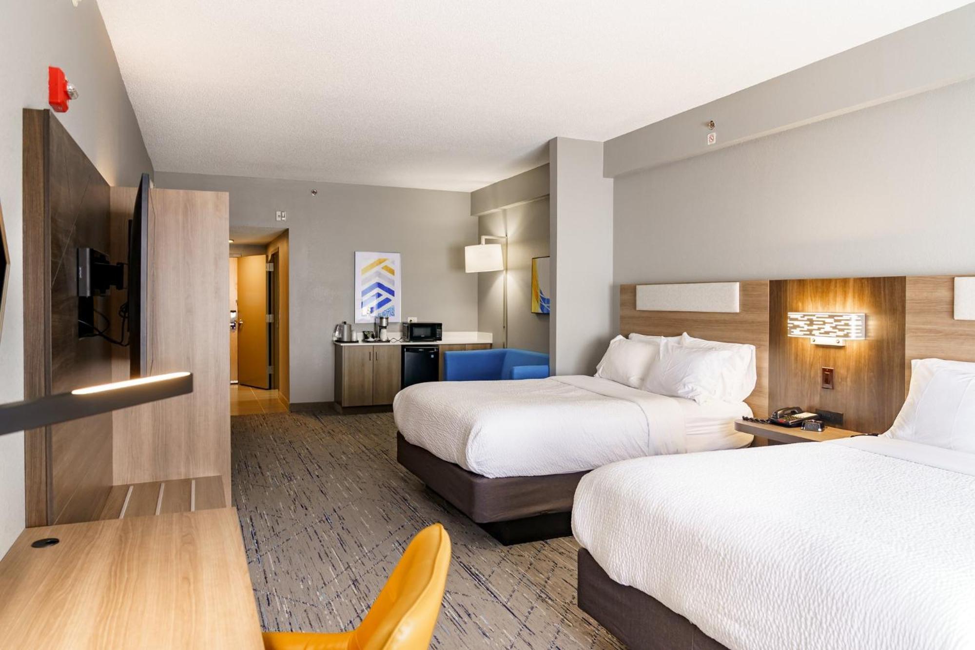 Holiday Inn Express Hotel Raleigh Southwest By Ihg Екстериор снимка