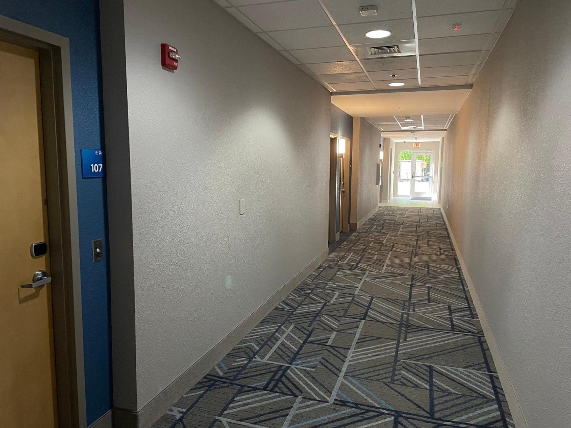 Holiday Inn Express Hotel Raleigh Southwest By Ihg Екстериор снимка